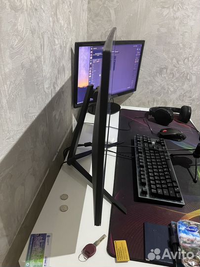 Монитор для компьютера