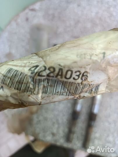 Тяга рулевая Митцубиси Паджеро mitsubishi pajero/M