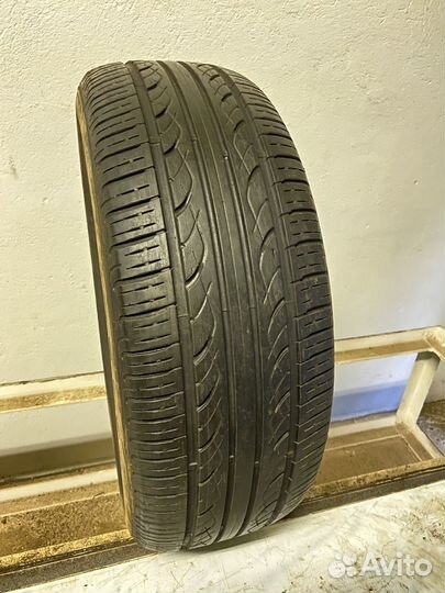 Kumho Solus KH15 215/65 R16 96H