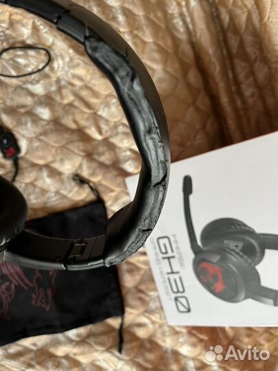 Игровые наушники