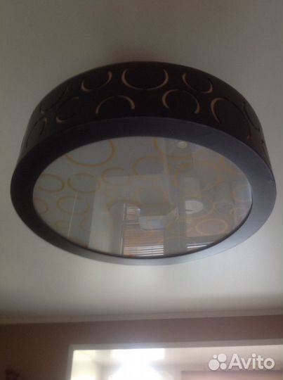 Светильник потолочный на 6 ламп, материалы изготов