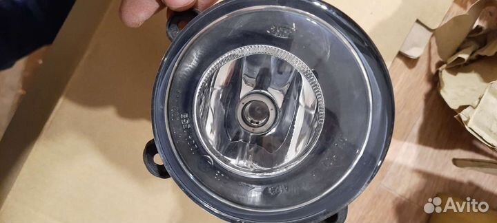 Фара противотуманная левая Land Rover (XBJ000052)