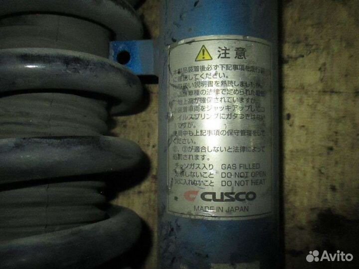 Винтовые стойки cusco Toyota Crown JZS175