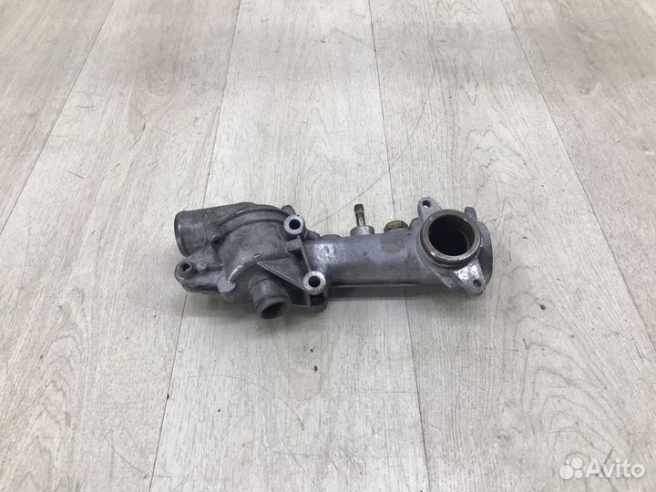 Корпус термостата Mercedes OM111