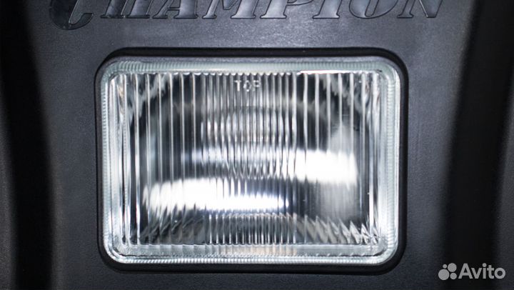 Бензиновый снегоуборщик champion ST 762 E