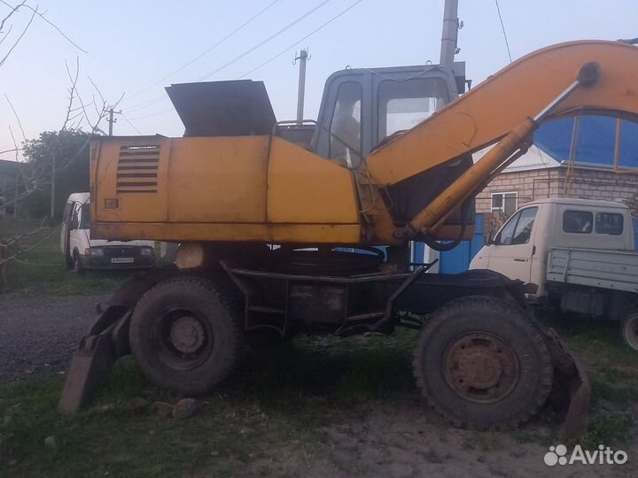 Эскаватар твкс 14