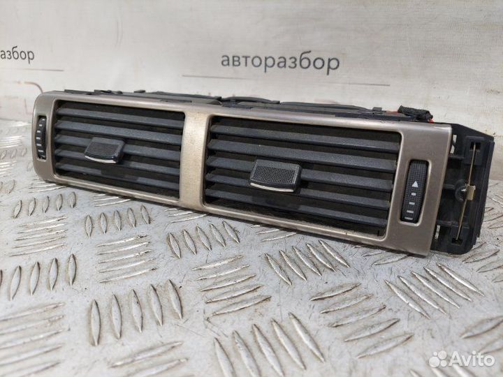 Воздуховод передний Audi A6 C5 2.4 ALF 1998