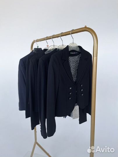 Жакет, пиджак черный для девочки новый 134