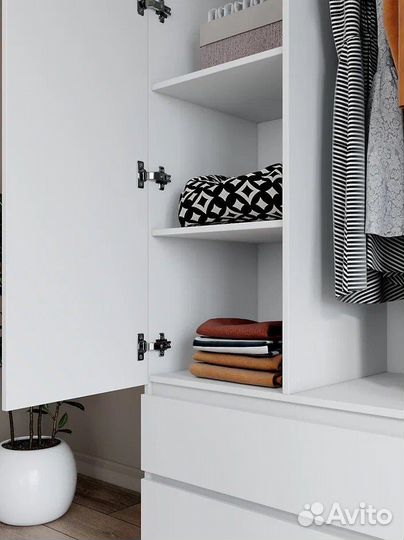 Шкаф распашной белый