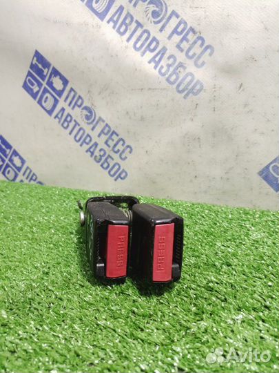Ответная часть ремня безопасности задняя левая