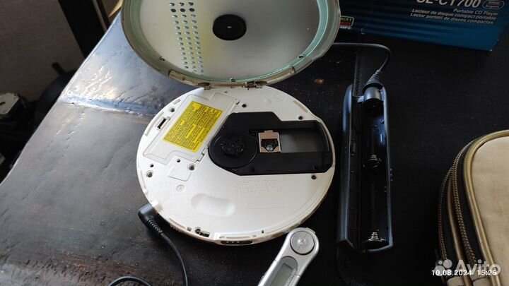 Портативный сd MP3 плеер Panasonic SL-CT700