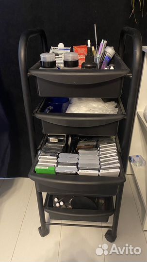 Тележка парикмахера тату-мастера