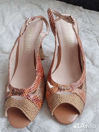 Босоножки женские 39 размер натуральная кожа
