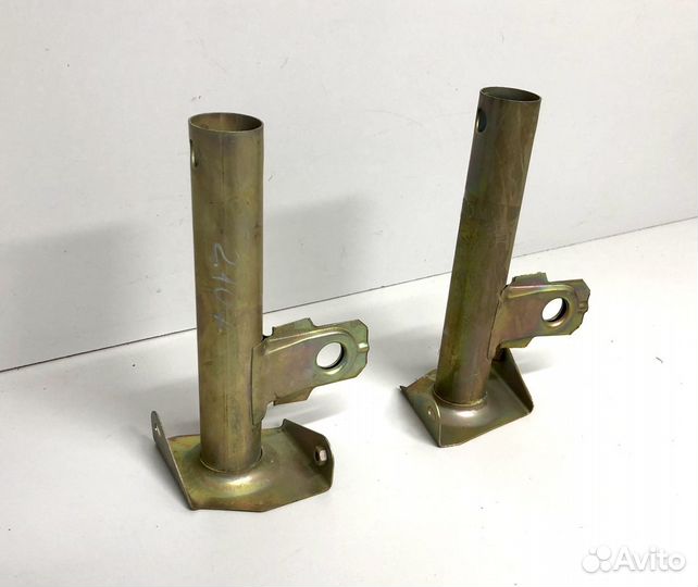 Кронштейн заднего бампера LADA 2107 1982-2012