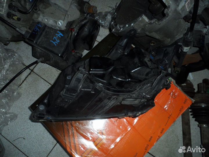 Фара правая Ford Focus (II) II (2004–2008)