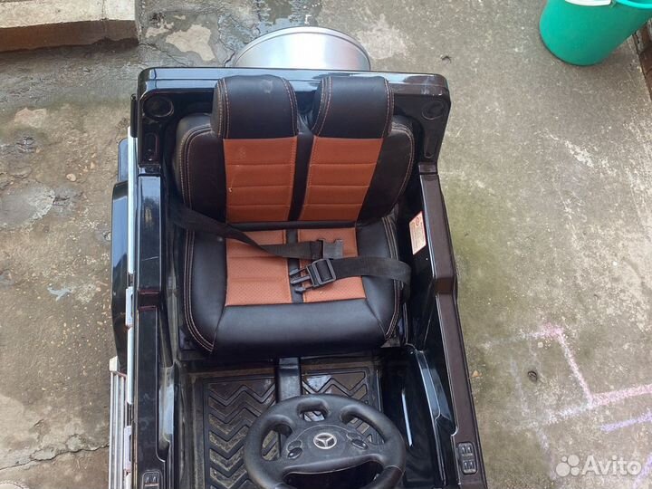 Детский автомобиль на аккумуляторе бу