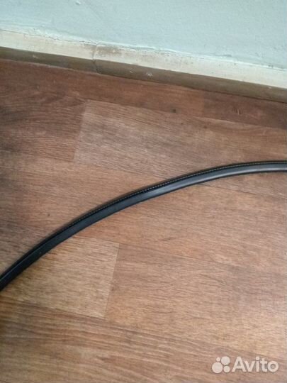 Уплотнитель стекла двери передний правый