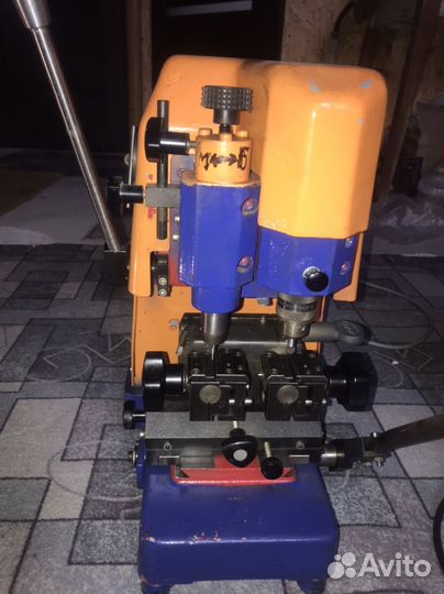 Станки для изготовления ключей Silca