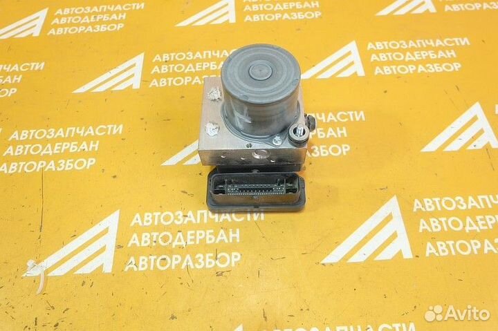 Блок, Jaguar XF II 2015