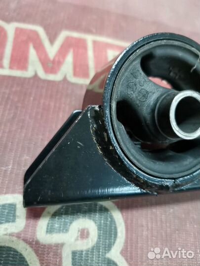 Подушка двигателя передняя правая Chery Fora