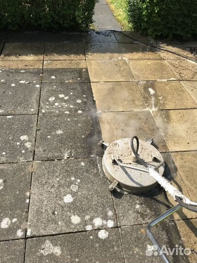 Мойка придомовой территории и фасадов