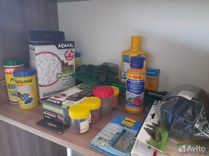 Аквариум Aquael Glossy 80 (125 литров) с тумбой