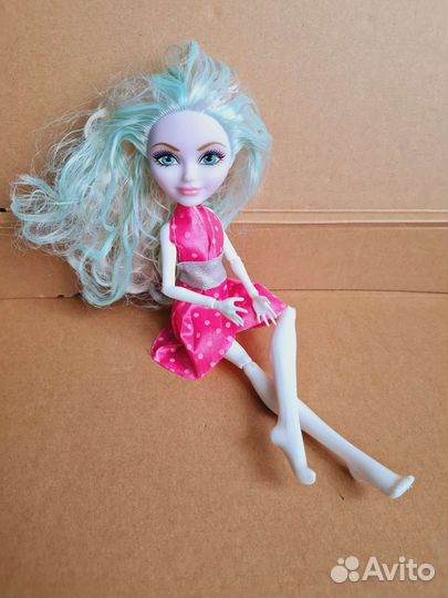 Кукла барби монстер хай