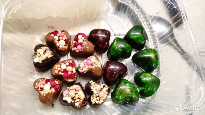 Домашние торты, конфеты и подарочный шоколад