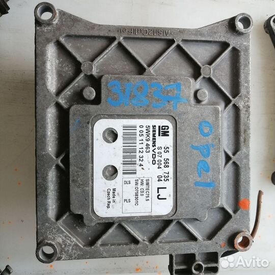 Блок управления двигателем simtec 75.5 Opel Astra