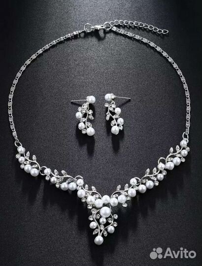 Колье и серьги