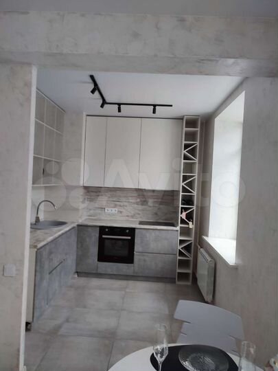 3-к. квартира, 80 м², 2/5 эт.