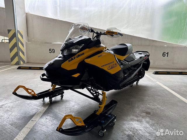 BRP Ski-Doo Renegade Adrenaline 900 ACE Turbo