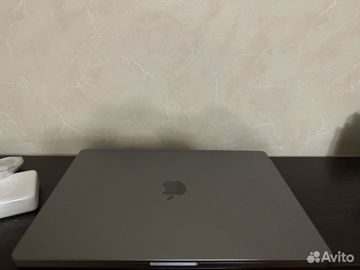 Apple MacBook Pro 16