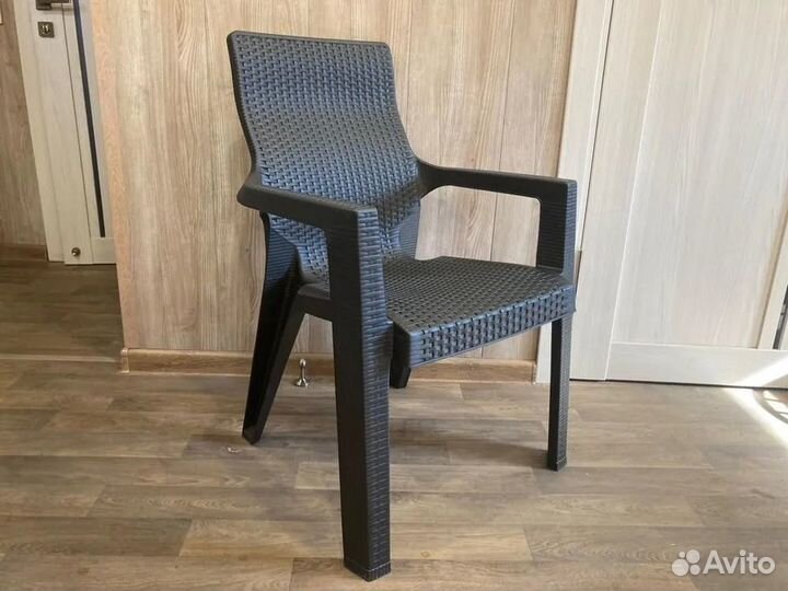 Стул садовый