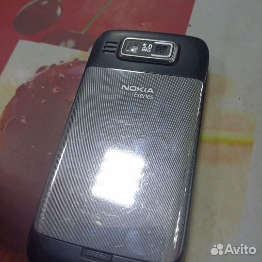 Nokia E72