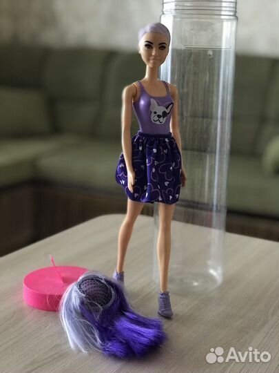 Барби Colour Reveal в тубусе