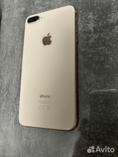 iPhone 8 Plus, 64 ГБ