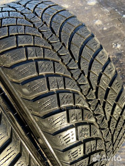 Kumho WinterCraft WP71 215/45 R17 91V