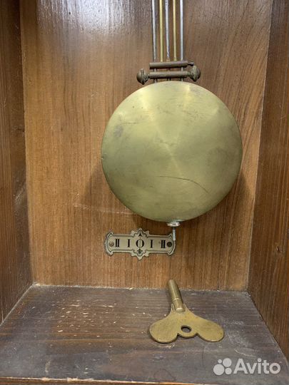 Часы настенные старинные Германия Модерн