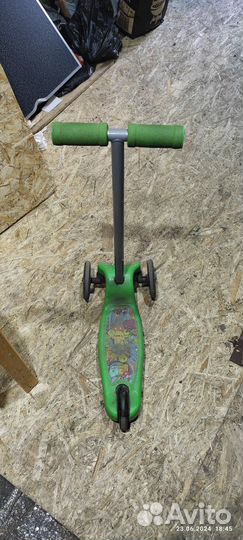 Самокат детский трехколесный