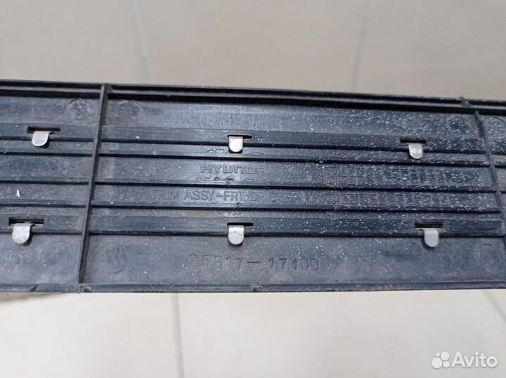 Накладка порога переднего правого (внутренняя)