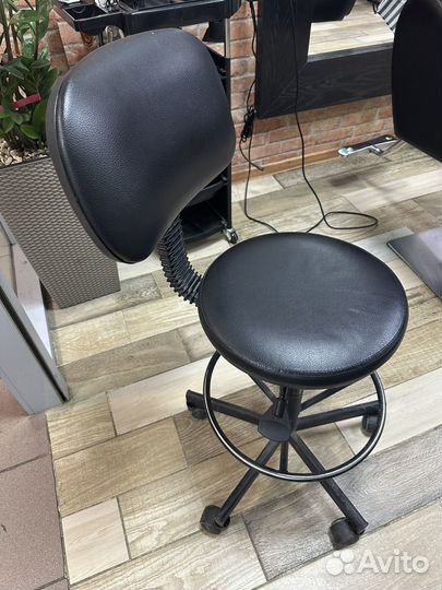 Кресло на колесиках бу