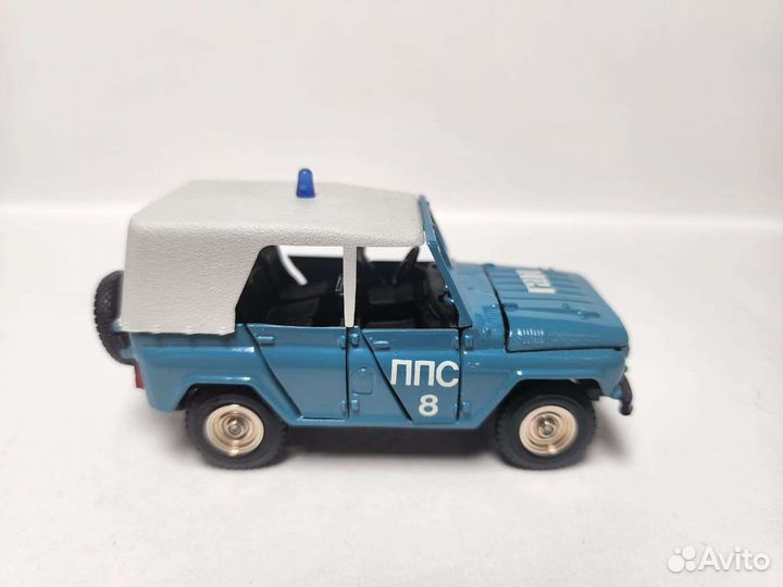 УАЗ 469 ппс 1:43