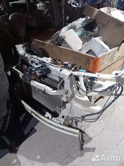 Передняя панель телевизор Suzuki grand Vitara