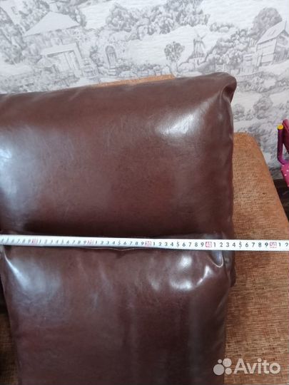 Подушки кожзам. Новые