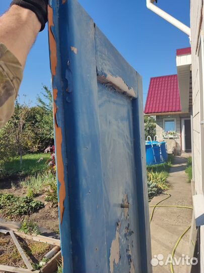 Металлическая дверь бу