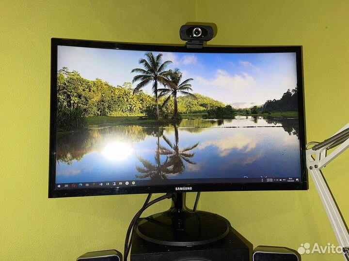 Монитор Samsung c24f390fhi