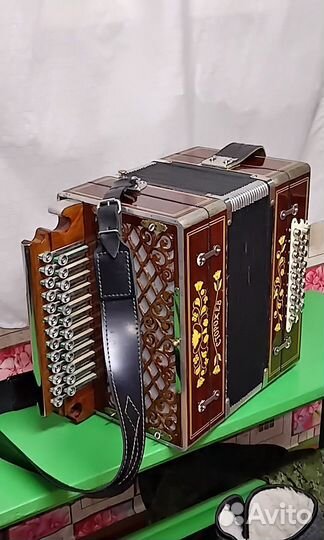 Гармонь нижегородская