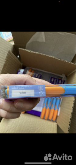 Ручки шариковые трехгранная для школы