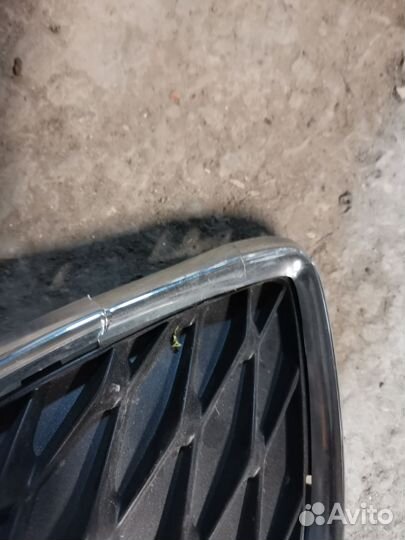 Решетка радиатора переднего бампера Ford Focus 3